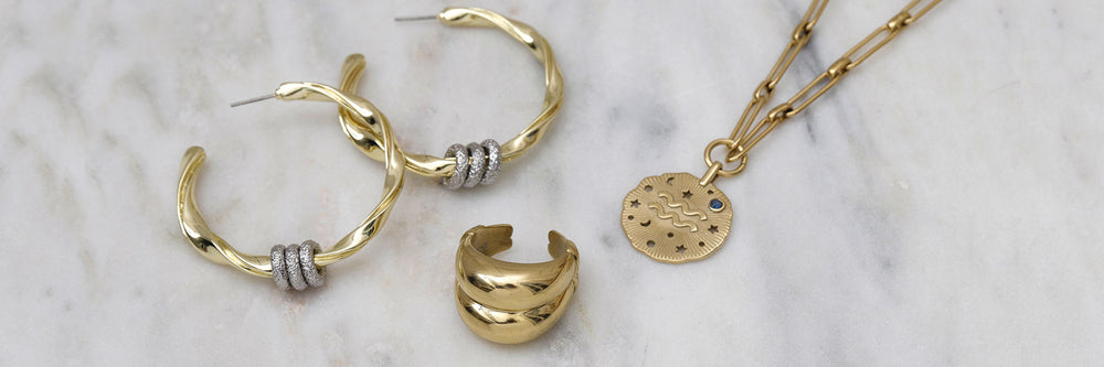 Earrings, ring and necklace | Emma&Chloé